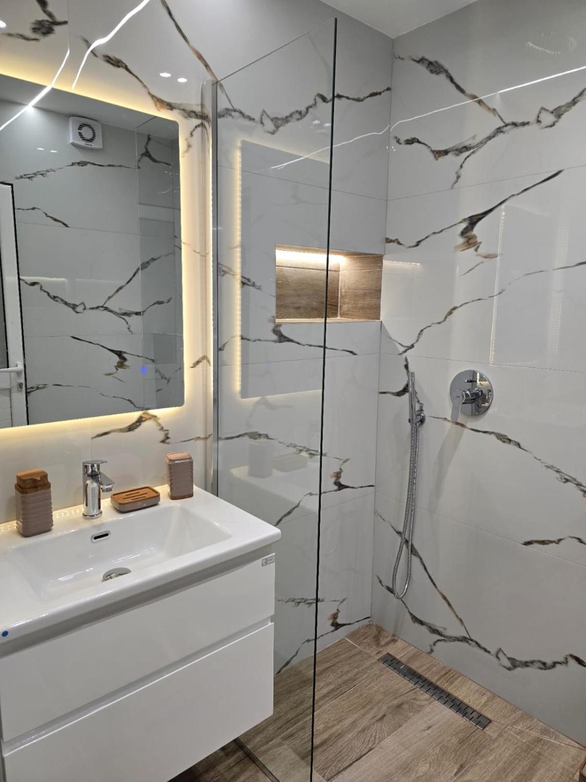 Aila Apartment Sarande Exterior photo