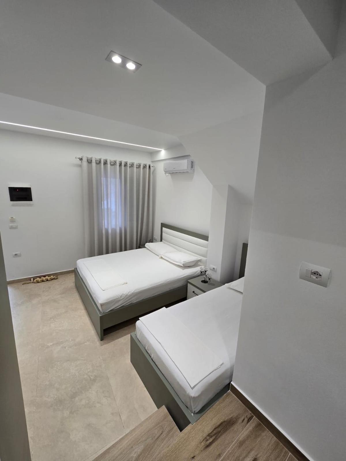 Aila Apartment Sarande Exterior photo